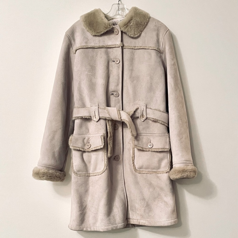Girl’s Shearling Coat in cream